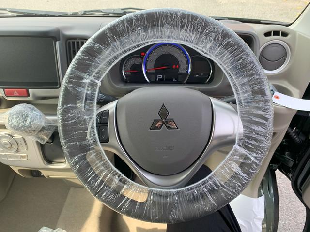 タウンボックス Ｇスペシャル　電動オートステップ（後席左側）／スライドドアイージークローザー（後席両側）／オートエアコン／オートライト／リアヒーター（足元）／シートヒーター（運転席）／ヒーテッドドアミラー／ＬＥＤヘッドライト（12枚目）
