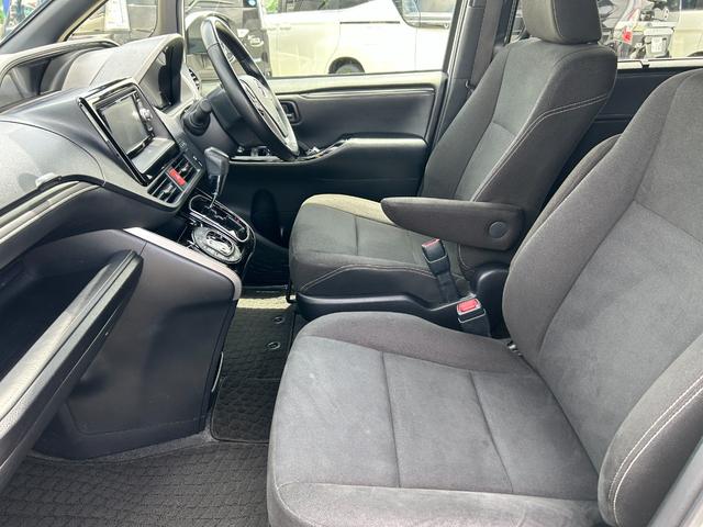 エスクァイア Ｘｉ　社外ナビ（ＡＶＩＣ－ＲＷ５０２）（ＢＴ／ラジオ／ＣＤ／ＤＶＤ／ＡＵＸ）／両側パワースライドドア／ＬＥＤヘッドライト／クルーズコントロール／オートハイビーム／バックカメラ／フォグランプ／スマートキー（41枚目）