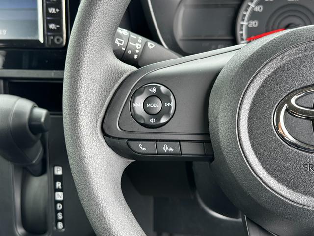 ルーミー 　片側パワースライドドア／スマートアシスト／前席シートヒーター／純正７インチナビ（ワンセグＴＶ／Ｂｌｕｅｔｏｏｔｈ／ＣＤ／ラジオ）バックカメラ／ステアリングスイッチ／スマートキー／コーナーセンサー（17枚目）