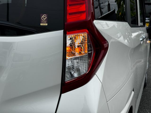 ルーミー 　片側パワースライドドア／スマートアシスト／前席シートヒーター／純正７インチナビ（ワンセグＴＶ／Ｂｌｕｅｔｏｏｔｈ／ＣＤ／ラジオ）バックカメラ／ステアリングスイッチ／スマートキー／コーナーセンサー（46枚目）