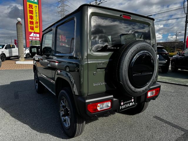 ジムニー ＸＣ　前席シートヒーター／ヒルディセントコントロール／プッシュスタートボタン／パートタイム４ＷＤ／アイドリングストップ／マルチインフォメーションディスプレイ／本革巻ステアリング／ステアリングリモコン（7枚目）