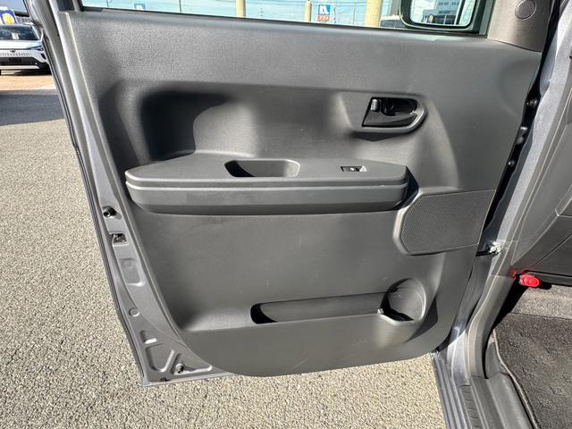 ピクシスメガ L SAIII トヨタ純正ナビ(Bluetooth・AM・FM)オートハイビーム/アイドリングストップ/ETC/両側パワースライドドア/後席ロールサンシェード/ステアリングスイッチ/オート格納ドアミラー/フォグランプ(39枚目)