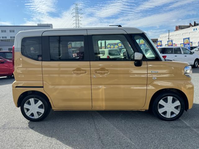 フレアワゴン XS 衝突被害軽減ブレーキ/スマートキー2個/シートヒーター/ロールサンシェード/ステアリングスイッチ/両側パワースライドドア/助手席下収納BOX/リアサーキュレーター/ETC/LEDライト(4枚目)