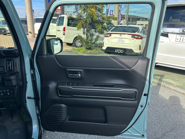 フレアクロスオーバー ZS 衝突被害軽減ブレーキ/障害物センサー/シートヒーター/ステアリングスイッチ/レーダークルーズコントロール/助手席下収納BOX/革巻きハンドル/革巻きシフトノブ/LEDライト/フォグランプ/キーレス2個(9枚目)