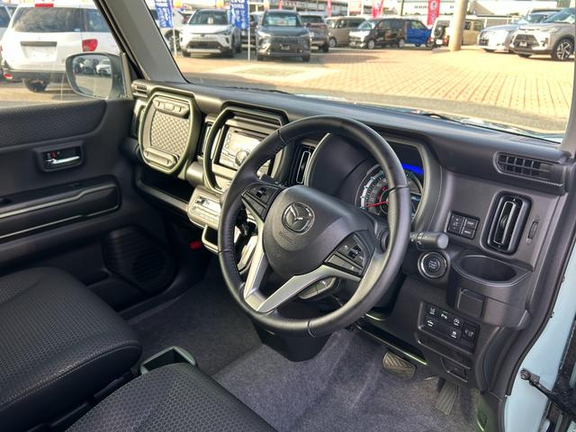 フレアクロスオーバー ZS 衝突被害軽減ブレーキ/障害物センサー/シートヒーター/ステアリングスイッチ/レーダークルーズコントロール/助手席下収納BOX/革巻きハンドル/革巻きシフトノブ/LEDライト/フォグランプ/キーレス2個(11枚目)