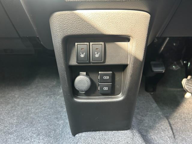 フレアクロスオーバー ZS 衝突被害軽減ブレーキ/障害物センサー/シートヒーター/ステアリングスイッチ/レーダークルーズコントロール/助手席下収納BOX/革巻きハンドル/革巻きシフトノブ/LEDライト/フォグランプ/キーレス2個(25枚目)