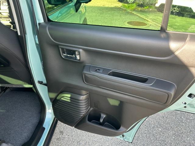 フレアクロスオーバー ZS 衝突被害軽減ブレーキ/障害物センサー/シートヒーター/ステアリングスイッチ/レーダークルーズコントロール/助手席下収納BOX/革巻きハンドル/革巻きシフトノブ/LEDライト/フォグランプ/キーレス2個(27枚目)