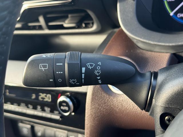 ヤリスクロス ハイブリッドZ パノラミックビューM/BSM/ドラレコ前後/ETC/純正Dオーディオ(フルセグTV・AppleCarPlay・Bluetoot・ラジオ)/前席シートヒーター/LEDヘッドライト/オートハイビーム(14枚目)