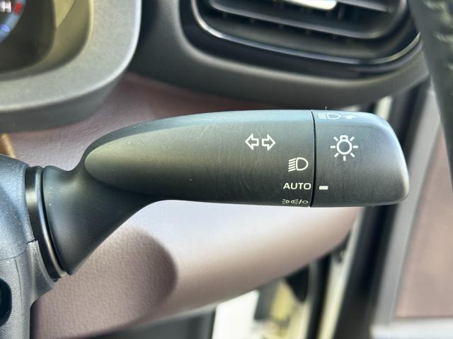 ヤリスクロス ハイブリッドZ パノラミックビューM/BSM/ドラレコ前後/ETC/純正Dオーディオ(フルセグTV・AppleCarPlay・Bluetoot・ラジオ)/前席シートヒーター/LEDヘッドライト/オートハイビーム(15枚目)