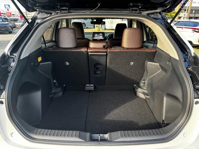 ヤリスクロス ハイブリッドZ パノラミックビューM/BSM/ドラレコ前後/ETC/純正Dオーディオ(フルセグTV・AppleCarPlay・Bluetoot・ラジオ)/前席シートヒーター/LEDヘッドライト/オートハイビーム(33枚目)