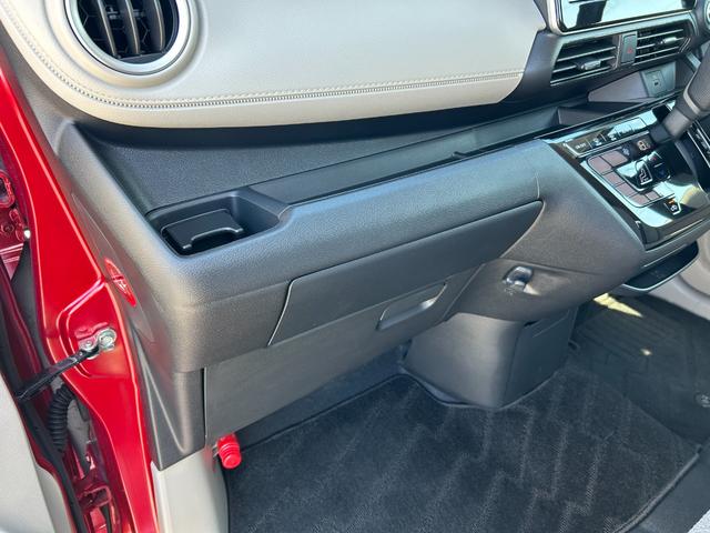 デイズ  日産純正ナビ(MM223D-LE)(フルセグ・BT・ラジオ・アラウンドビューモニター)ステアリングスイッチ/タッチパネルオートエアコン/ETC2.0/LEDヘッドライト//純正AW/スマートキー2個(43枚目)