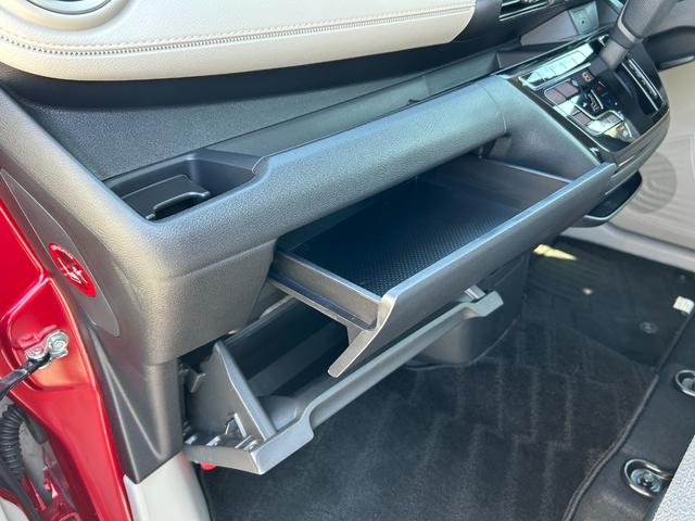 デイズ  日産純正ナビ(MM223D-LE)(フルセグ・BT・ラジオ・アラウンドビューモニター)ステアリングスイッチ/タッチパネルオートエアコン/ETC2.0/LEDヘッドライト//純正AW/スマートキー2個(44枚目)