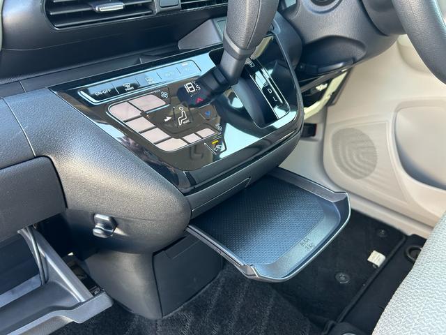 デイズ  日産純正ナビ(MM223D-LE)(フルセグ・BT・ラジオ・アラウンドビューモニター)ステアリングスイッチ/タッチパネルオートエアコン/ETC2.0/LEDヘッドライト//純正AW/スマートキー2個(46枚目)