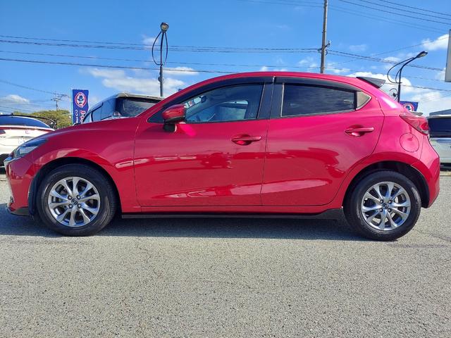 MAZDA2 XDプロアクティブ 純正メモリーナビ(フルセグ・DVD・CD・ラジオ・BT)/純正アンダースポイラー(前・横・後)/LEDヘッドライト/オートライト/シートヒーター(前)/ステアリングスイッチ/TVキット/スマートキー(9枚目)