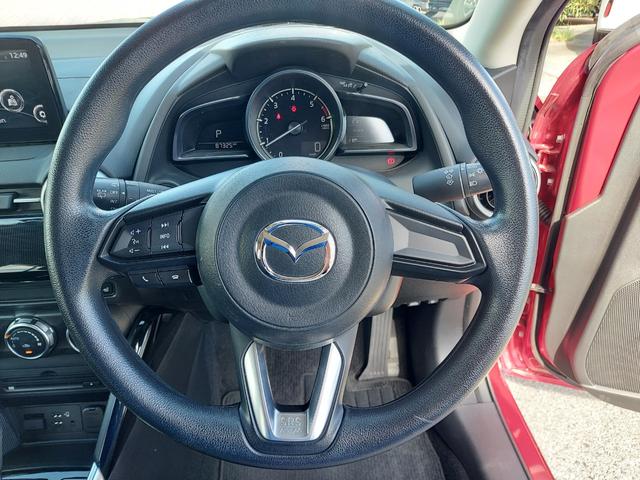 MAZDA2 XDプロアクティブ 純正メモリーナビ(フルセグ・DVD・CD・ラジオ・BT)/純正アンダースポイラー(前・横・後)/LEDヘッドライト/オートライト/シートヒーター(前)/ステアリングスイッチ/TVキット/スマートキー(17枚目)