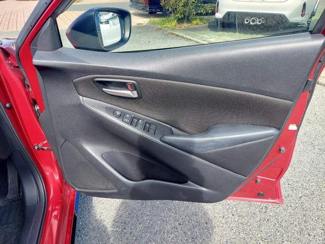 MAZDA2 XDプロアクティブ 純正メモリーナビ(フルセグ・DVD・CD・ラジオ・BT)/純正アンダースポイラー(前・横・後)/LEDヘッドライト/オートライト/シートヒーター(前)/ステアリングスイッチ/TVキット/スマートキー(24枚目)