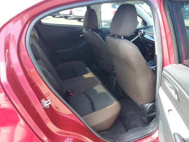 MAZDA2 XDプロアクティブ 純正メモリーナビ(フルセグ・DVD・CD・ラジオ・BT)/純正アンダースポイラー(前・横・後)/LEDヘッドライト/オートライト/シートヒーター(前)/ステアリングスイッチ/TVキット/スマートキー(30枚目)