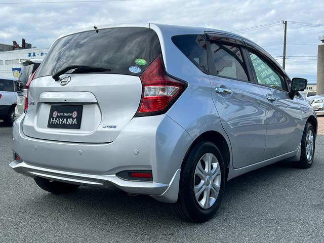 ノート X 純正ナビケーション(フルセグTV・BT・FM・AM・AUX・DVD・CD)/ETC/アラウンドビューモニター/デジタルインナーミラー/純正ドラレコ(前・後)/障害物センサー/衝突被害軽減ブレーキ(6枚目)