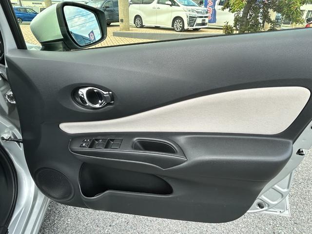 ノート X 純正ナビケーション(フルセグTV・BT・FM・AM・AUX・DVD・CD)/ETC/アラウンドビューモニター/デジタルインナーミラー/純正ドラレコ(前・後)/障害物センサー/衝突被害軽減ブレーキ(11枚目)