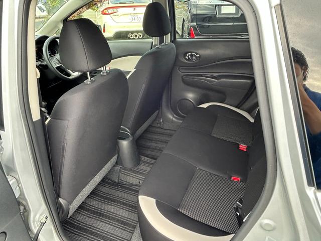 ノート X 純正ナビケーション(フルセグTV・BT・FM・AM・AUX・DVD・CD)/ETC/アラウンドビューモニター/デジタルインナーミラー/純正ドラレコ(前・後)/障害物センサー/衝突被害軽減ブレーキ(36枚目)