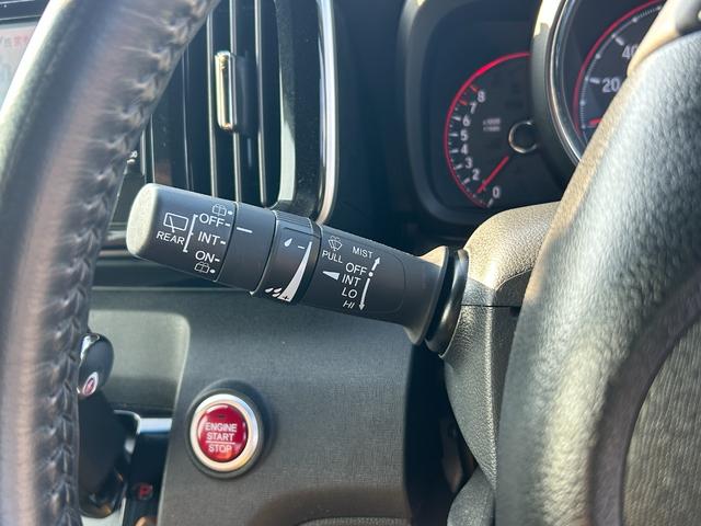 N-ONE プレミアムツアラーSSネオクラシックレーサーパッケジ ギャザス7インチメモリーナビ(フルセグTV・CD・DVD・ラジオ・BT)/前席シートヒーター/ETC/専用装備(ボンネットストライプ・チェッカーデカール/15インチAW・タンカラーコンビシート)(16枚目)