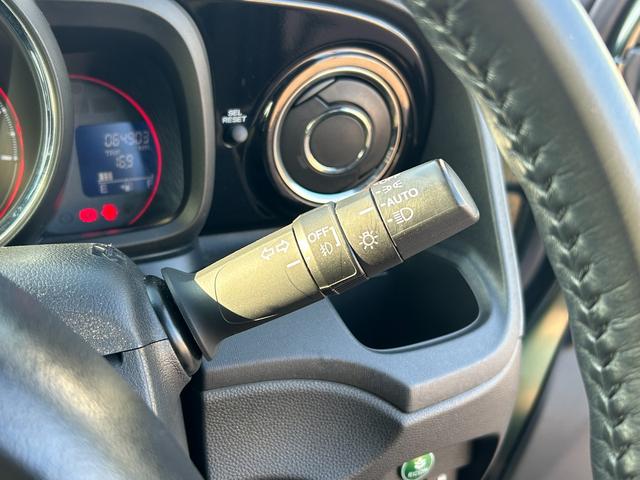 N-ONE プレミアムツアラーSSネオクラシックレーサーパッケジ ギャザス7インチメモリーナビ(フルセグTV・CD・DVD・ラジオ・BT)/前席シートヒーター/ETC/専用装備(ボンネットストライプ・チェッカーデカール/15インチAW・タンカラーコンビシート)(17枚目)