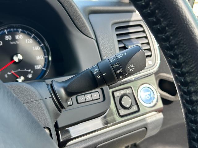 クラウンハイブリッド アスリートＳ　純正ナビ（フルセグＴＶ・ＢＴ・ラジオ・ＣＤ・ＤＶＤ）／バックカメラ／クルーズコントロール／ＥＴＣ／ステアリングスイッチ／純正１８インチＡＷ／ＬＥＤヘッドライト／前席パワーシート／コーナーセンサー（18枚目）