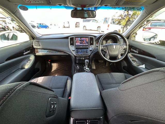 クラウンハイブリッド アスリートＳ　純正ナビ（フルセグＴＶ・ＢＴ・ラジオ・ＣＤ・ＤＶＤ）／バックカメラ／クルーズコントロール／ＥＴＣ／ステアリングスイッチ／純正１８インチＡＷ／ＬＥＤヘッドライト／前席パワーシート／コーナーセンサー（37枚目）