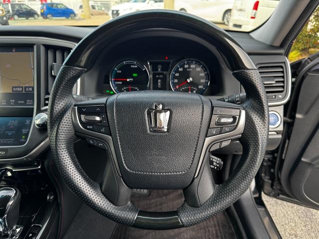 クラウンハイブリッド アスリートＳ　純正ナビゲーション（フルセグＴＶ・ＢＴ・ＡＵＸ・ＣＤ・ＤＶＤ・ＡＭ・ＦＭ）クルーズコントロール／横滑り防止装置／障害物センサー／ＥＴＣ／バックカメラ／パワーシート（前席）／ＭＴモード／スマートキー（18枚目）