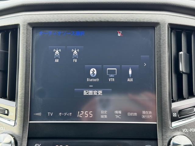 クラウンハイブリッド アスリートＳ　純正ナビゲーション（フルセグＴＶ・ＢＴ・ＡＵＸ・ＣＤ・ＤＶＤ・ＡＭ・ＦＭ）クルーズコントロール／横滑り防止装置／障害物センサー／ＥＴＣ／バックカメラ／パワーシート（前席）／ＭＴモード／スマートキー（25枚目）