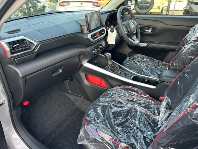 ライズ Z メーカーOP(特別色/BSM+RCTA/パノラミックビューM/DオーディオPKG)/フルLEDヘッドライト/前席シートヒーター/オートハイビーム/アダプティブクルーズコントロール/電動パーキング(39枚目)