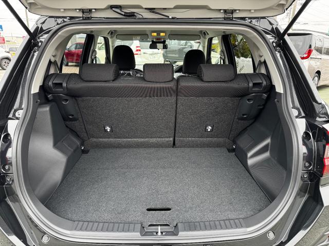 ライズ Z メーカーOP(BSM+RCTA/パノラミックビューM/DオーディオPKG)/フルLEDヘッドライト/LEDフォグランプ/オートハイビーム/アダプティブクルーズコントロール/本革巻きステアリング(35枚目)