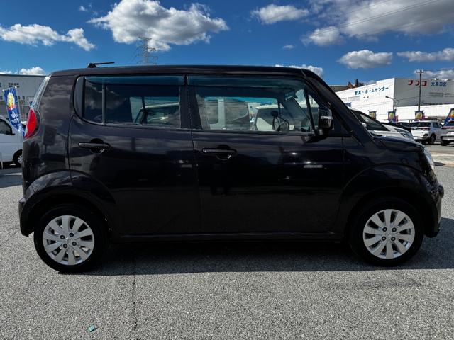 モコ Ｘ　純正ナビ（フルセグ・ラジオ・ＣＤ）／オートエアコン／プッシュスタート／アイドリングストップ／シートリフター／アームレスト／純正アルミホイール／ベンチシート／スマートキー（２個）／パワーウィンドウ（運）（3枚目）