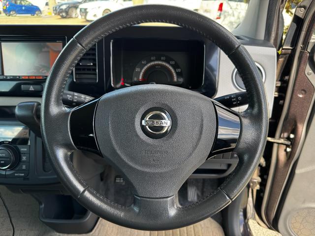 モコ Ｘ　純正ナビ（フルセグ・ラジオ・ＣＤ）／オートエアコン／プッシュスタート／アイドリングストップ／シートリフター／アームレスト／純正アルミホイール／ベンチシート／スマートキー（２個）／パワーウィンドウ（運）（14枚目）