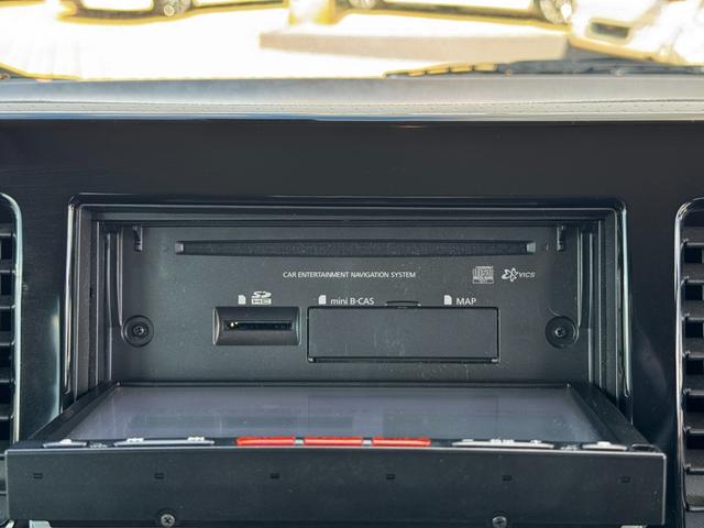 モコ Ｘ　純正ナビ（フルセグ・ラジオ・ＣＤ）／オートエアコン／プッシュスタート／アイドリングストップ／シートリフター／アームレスト／純正アルミホイール／ベンチシート／スマートキー（２個）／パワーウィンドウ（運）（21枚目）