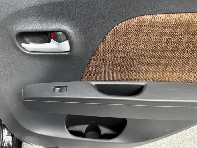 モコ Ｘ　純正ナビ（フルセグ・ラジオ・ＣＤ）／オートエアコン／プッシュスタート／アイドリングストップ／シートリフター／アームレスト／純正アルミホイール／ベンチシート／スマートキー（２個）／パワーウィンドウ（運）（29枚目）