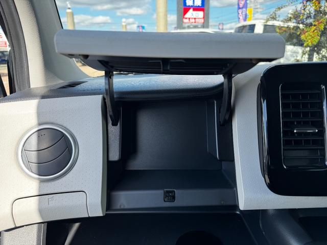 モコ Ｘ　純正ナビ（フルセグ・ラジオ・ＣＤ）／オートエアコン／プッシュスタート／アイドリングストップ／シートリフター／アームレスト／純正アルミホイール／ベンチシート／スマートキー（２個）／パワーウィンドウ（運）（40枚目）