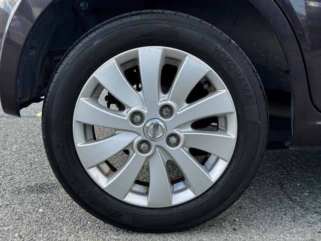 モコ Ｘ　純正ナビ（フルセグ・ラジオ・ＣＤ）／オートエアコン／プッシュスタート／アイドリングストップ／シートリフター／アームレスト／純正アルミホイール／ベンチシート／スマートキー（２個）／パワーウィンドウ（運）（49枚目）