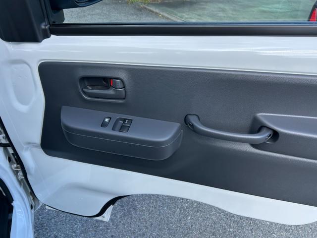 クリッパートラック ＤＸ　キーレス／フロアマット／荷台マット／ＥＴＣ２．０／コーナーセンサー／横滑り防止装置／ｉ－ｓｔｏｐ／ライトレベライザー／スペアタイヤ／パワーウィンドウ（運）／障害物センサー（10枚目）