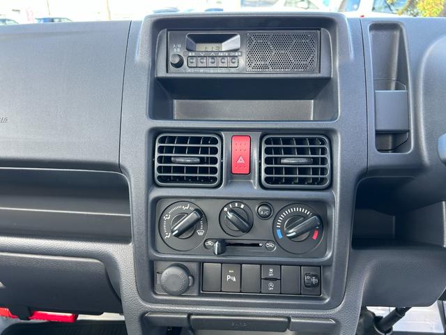 クリッパートラック ＤＸ　キーレス／フロアマット／荷台マット／ＥＴＣ２．０／コーナーセンサー／横滑り防止装置／ｉ－ｓｔｏｐ／ライトレベライザー／スペアタイヤ／パワーウィンドウ（運）／障害物センサー（17枚目）