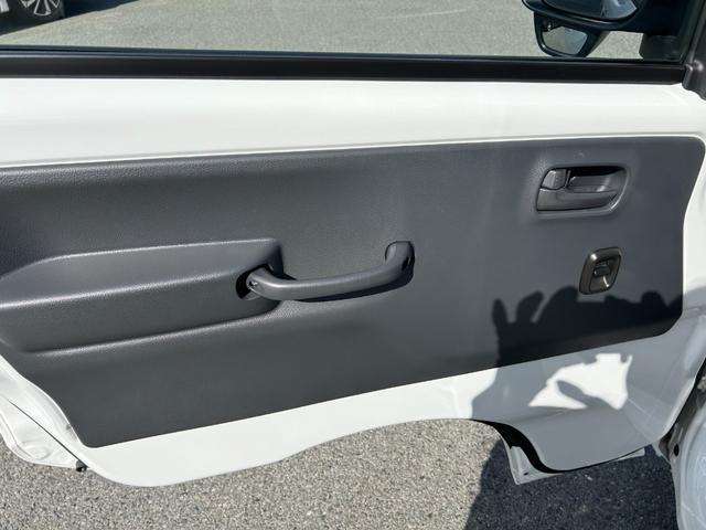 クリッパートラック ＤＸ　キーレス／フロアマット／荷台マット／ＥＴＣ２．０／コーナーセンサー／横滑り防止装置／ｉ－ｓｔｏｐ／ライトレベライザー／スペアタイヤ／パワーウィンドウ（運）／障害物センサー（22枚目）