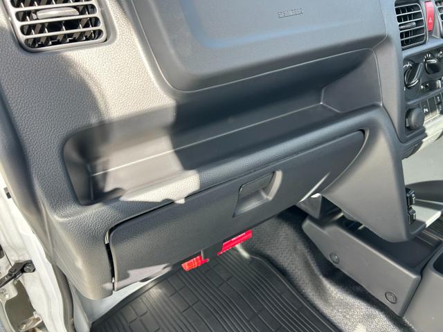 クリッパートラック ＤＸ　キーレス／フロアマット／荷台マット／ＥＴＣ２．０／コーナーセンサー／横滑り防止装置／ｉ－ｓｔｏｐ／ライトレベライザー／スペアタイヤ／パワーウィンドウ（運）／障害物センサー（25枚目）