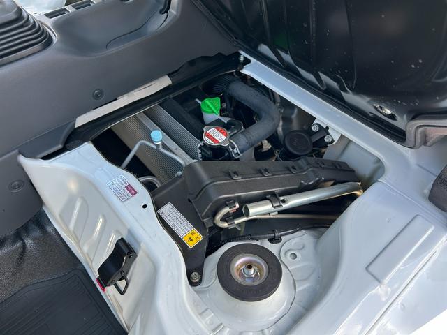 クリッパートラック ＤＸ　キーレス／フロアマット／荷台マット／ＥＴＣ２．０／コーナーセンサー／横滑り防止装置／ｉ－ｓｔｏｐ／ライトレベライザー／スペアタイヤ／パワーウィンドウ（運）／障害物センサー（32枚目）