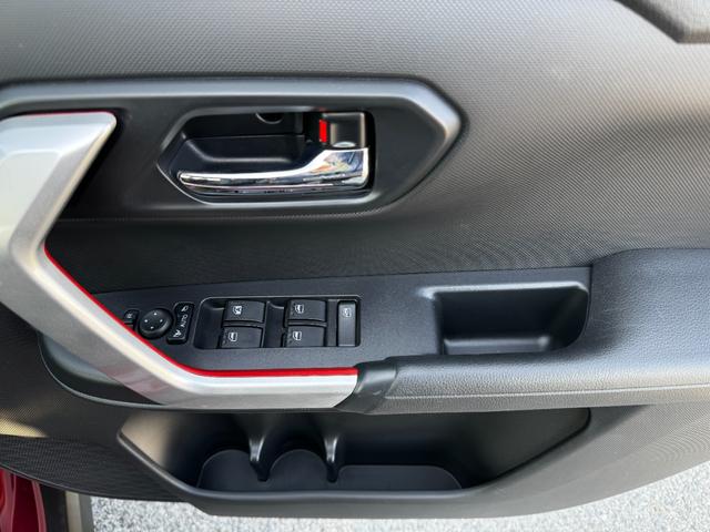 ライズ Ｚ　社外ナビ（フルセグＴＶ・ＣＤ・ＤＶＤ・Ｂｌｕｅｔｏｏｔ・ラジオ）／バックカメラ／前席シートヒーター／コーナーセンサー／オートエアコン／ＬＥＤヘッドライト／フォグランプ／リヤフォグランプ／Ｉ－ＳＴＯＰ（10枚目）