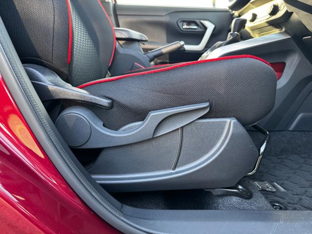 ライズ Ｚ　社外ナビ（フルセグＴＶ・ＣＤ・ＤＶＤ・Ｂｌｕｅｔｏｏｔ・ラジオ）／バックカメラ／前席シートヒーター／コーナーセンサー／オートエアコン／ＬＥＤヘッドライト／フォグランプ／リヤフォグランプ／Ｉ－ＳＴＯＰ（13枚目）