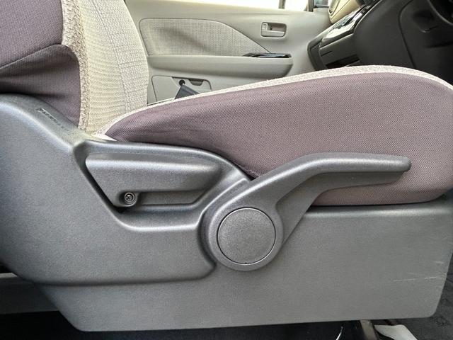 ｅＫワゴン Ｇ　ｅ－Ａｓｓｉｓｔ（衝突被害軽減ブレーキ・車線逸脱警報）／クリアランスソナー（前・後）／タッチパネルオートエアコン／シートヒーター（運・助）／プッシュスタート／アイドリングストップ／ライトレベライザー（13枚目）