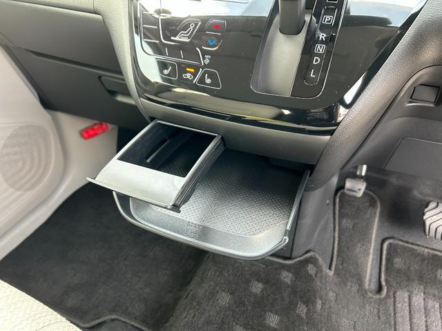 ｅＫワゴン Ｇ　ｅ－Ａｓｓｉｓｔ（衝突被害軽減ブレーキ・車線逸脱警報）／クリアランスソナー（前・後）／タッチパネルオートエアコン／シートヒーター（運・助）／プッシュスタート／アイドリングストップ／ライトレベライザー（22枚目）