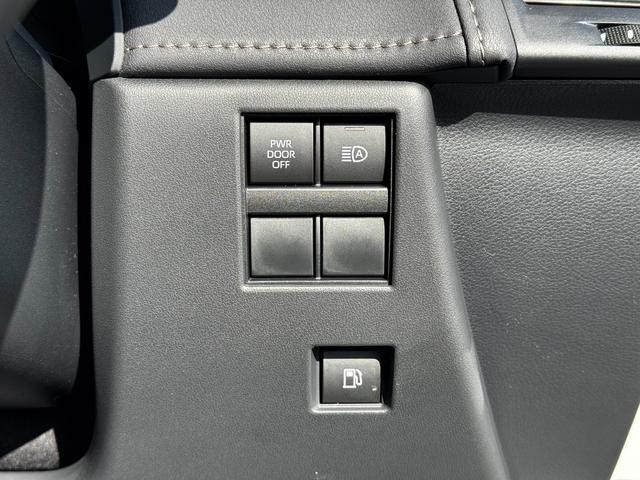 アルファード Ｚ　メーカーＯＰ：左右独立ムーンルーフ・カラーヘッドアップディスプレイ・左右ユニバーサルステップ・トヨタチームメイトアドバンストパーク・１４インチリアシートエンターテイメントシステム（ＪＢＬ／ＥＴＣ２．０（21枚目）