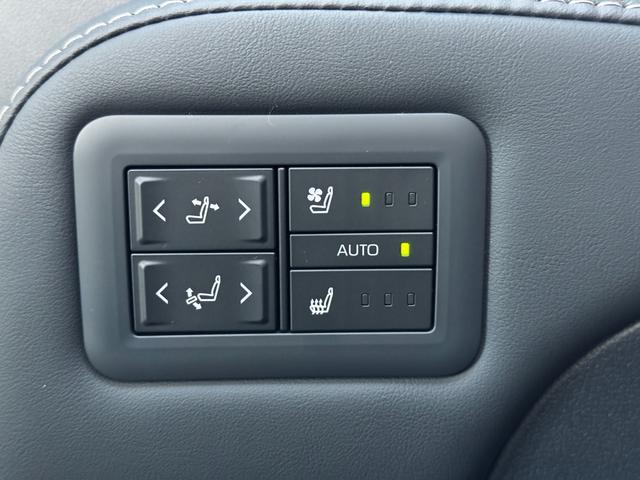 アルファード Ｚ　メーカーＯＰ：左右独立ムーンルーフ・カラーヘッドアップディスプレイ・左右ユニバーサルステップ・トヨタチームメイトアドバンストパーク・１４インチリアシートエンターテイメントシステム（ＪＢＬ／ＥＴＣ２．０（40枚目）