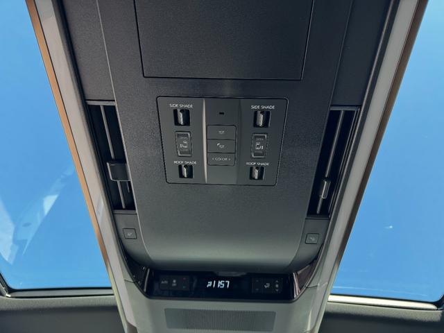 アルファード Ｚ　メーカーＯＰ：左右独立ムーンルーフ・カラーヘッドアップディスプレイ・左右ユニバーサルステップ・トヨタチームメイトアドバンストパーク・１４インチリアシートエンターテイメントシステム（ＪＢＬ／ＥＴＣ２．０（42枚目）